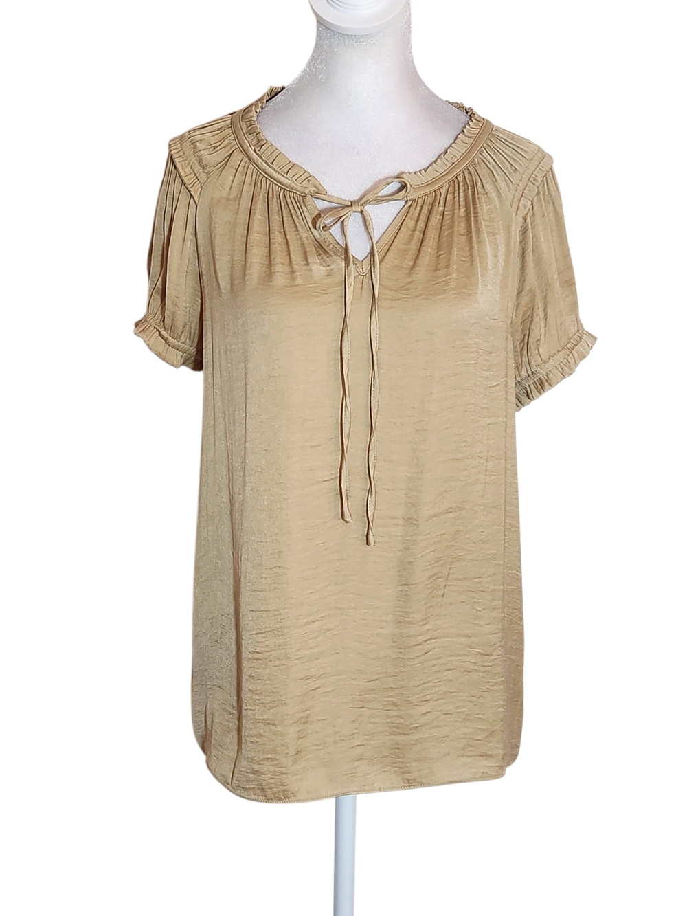 Catherine Malandrino Tan Gathered Tie Neck Blouse with a Sheen Size Medium